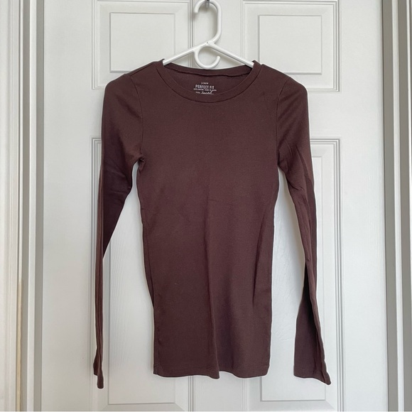 J. Crew Tops - J.Crew Long Sleeve Cotton Crewneck Perfect Fit Tee Brown Small